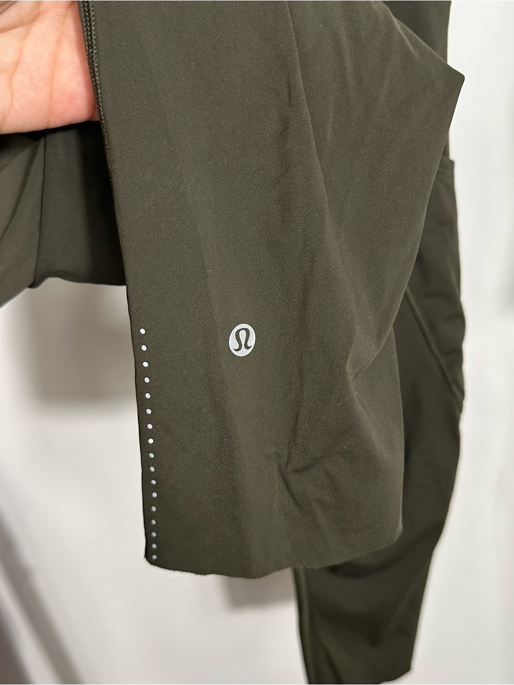 Lululemon Fast & Free Crop II *Nulux 19" - Picture 5 of 7